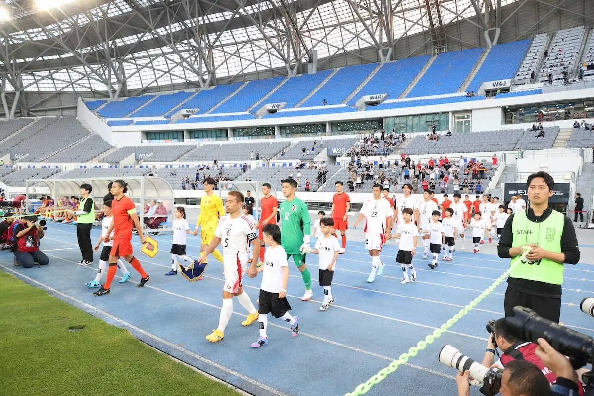 【サッカー日本代表】日本―中国戦　観客数は1661人　3万7000人収容可能も空席目立つ　ネット騒然　「びっくりするくらいガラガラ」